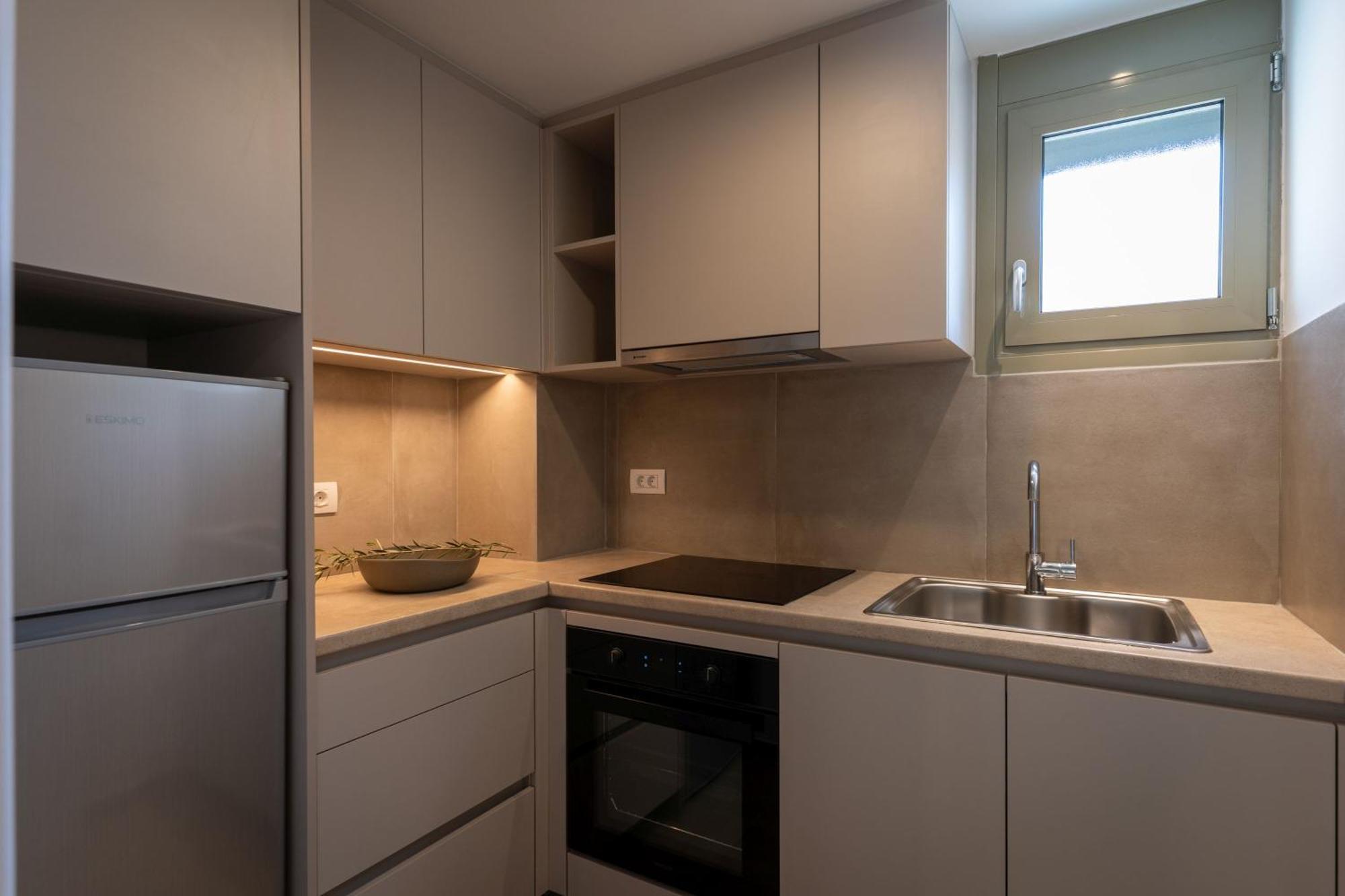 Lodge Modern Apartments, In Kalamaki Centre المظهر الخارجي الصورة