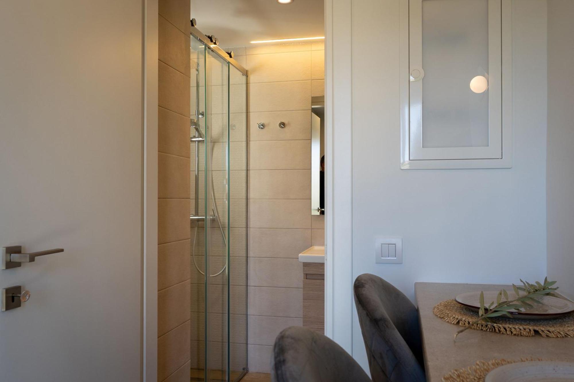 Lodge Modern Apartments, In Kalamaki Centre المظهر الخارجي الصورة