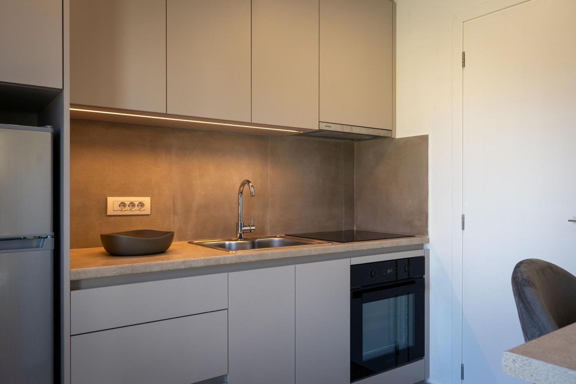 Lodge Modern Apartments, In Kalamaki Centre المظهر الخارجي الصورة