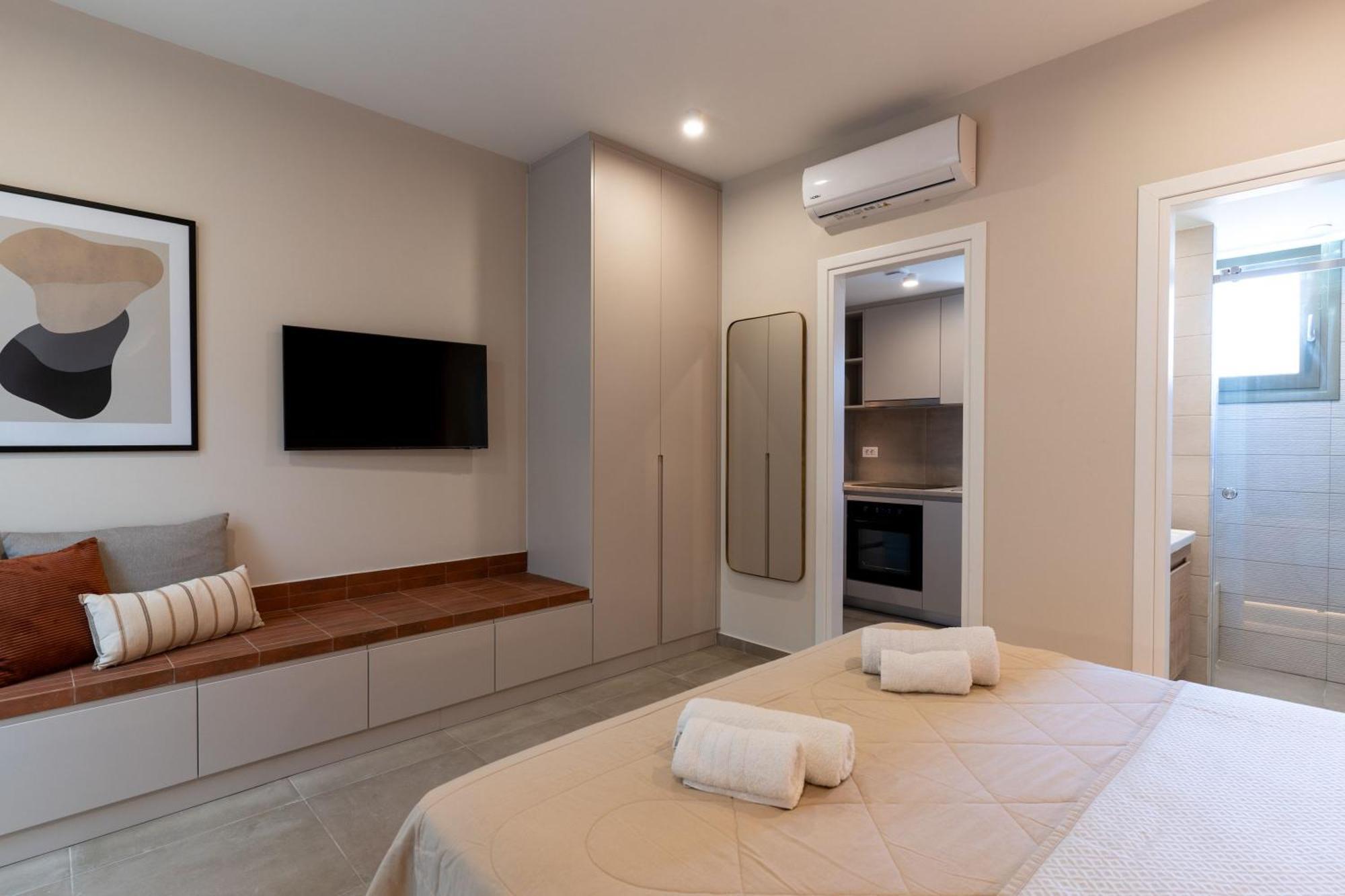 Lodge Modern Apartments, In Kalamaki Centre المظهر الخارجي الصورة
